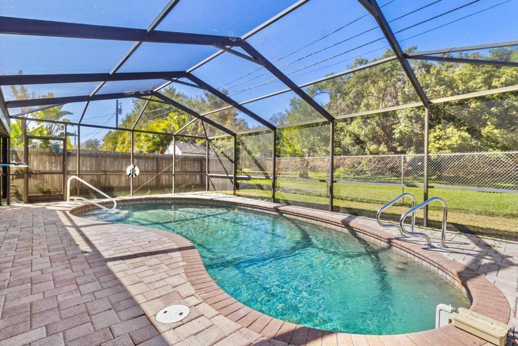 Perfect For Family Gatherings With A Heated Pool! - Clearwater'S Clear Choice Eksteriør bilde